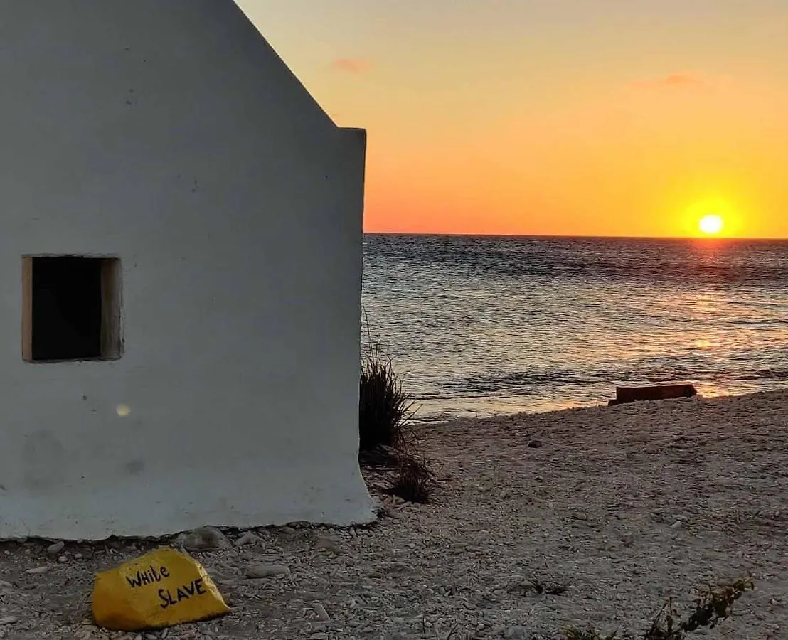 Casa Mantana Bonaire Bed and Breakfast Kralendijk