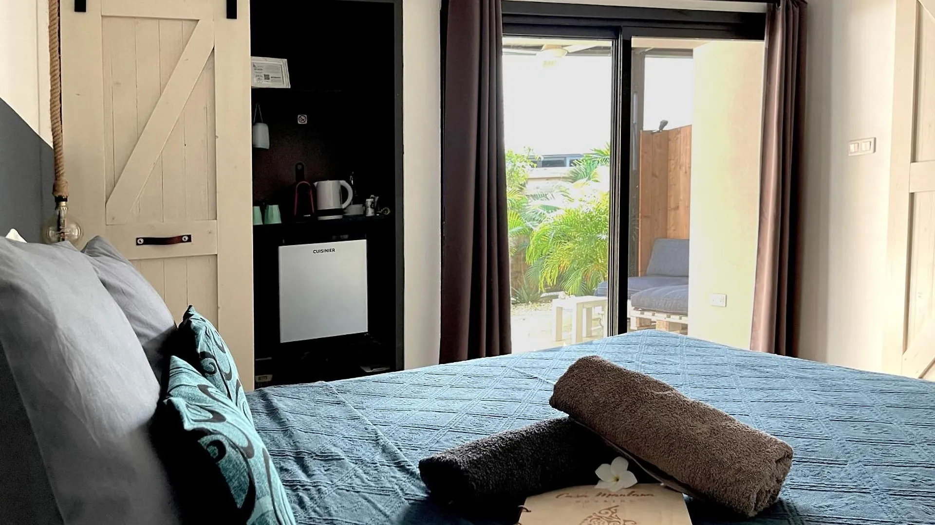 Casa Mantana Bonaire Bed and Breakfast Kralendijk Bed & Breakfast